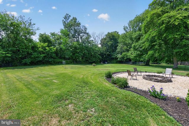 21 SARTORI AVE, Mount Ephraim, NJ 08059