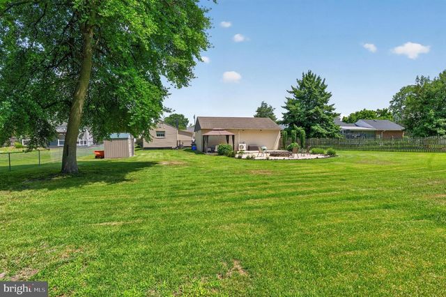 21 SARTORI AVE, Mount Ephraim, NJ 08059
