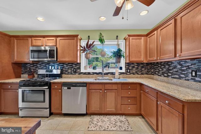 21 SARTORI AVE, Mount Ephraim, NJ 08059