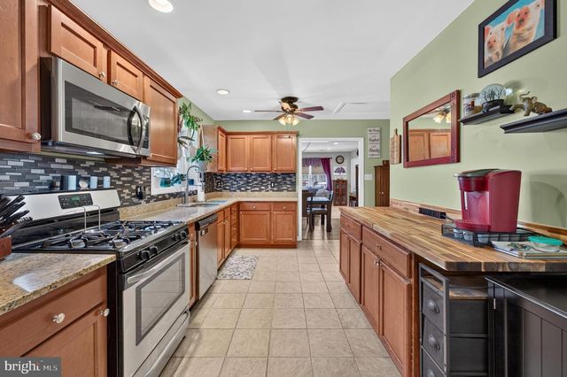 21 SARTORI AVE, Mount Ephraim, NJ 08059