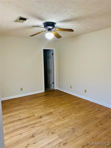 512 HOLLOW WOOD Road, Montgomery, AL 36109