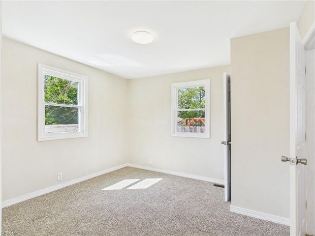 7411 Hughart ST, Norfolk, VA 23505