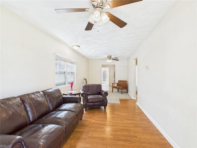 7411 Hughart ST, Norfolk, VA 23505