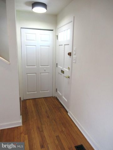 2306 COLUMBUS ST, Arlington, VA 22206