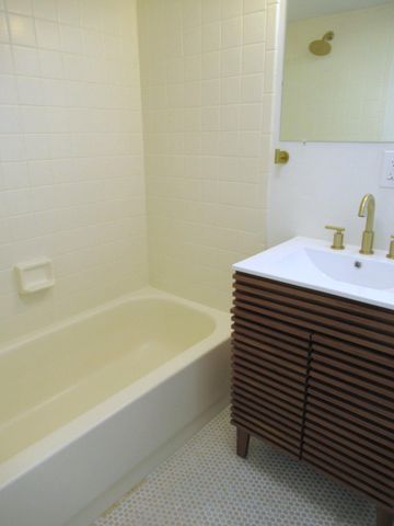 2306 COLUMBUS ST, Arlington, VA 22206