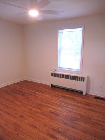 2306 COLUMBUS ST, Arlington, VA 22206