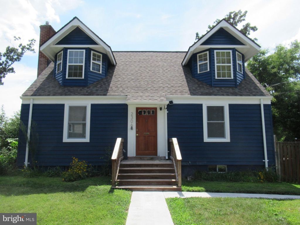 2306 COLUMBUS ST, Arlington, VA 22206