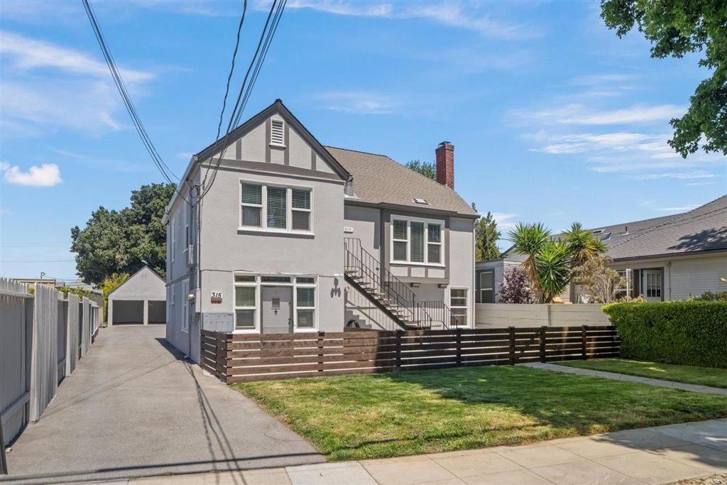 Image 1 of property listing at 315 Grand Boulevard, San Mateo, CA 94401