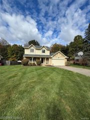 5527 Copley Square Road, Grand Blanc, MI 48439