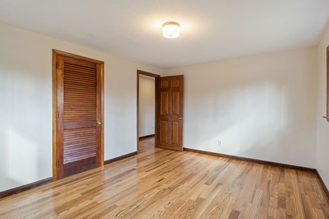 68 Exeter Road, Kingston, NH 03848