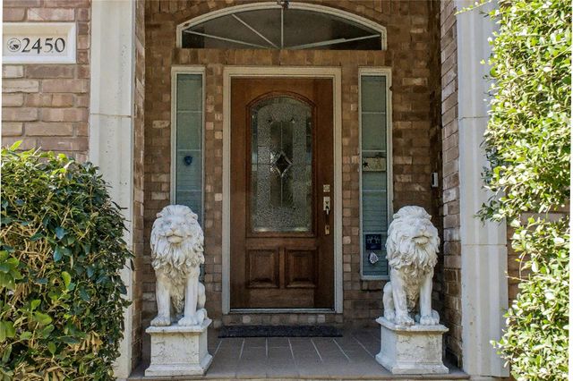 2450 Arbor DR, Round Rock, TX 78681