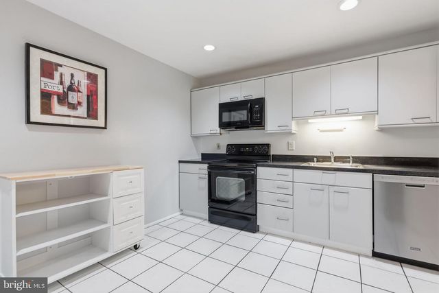 331 BASSWOOD CIR, Feasterville Trevose, PA 19053