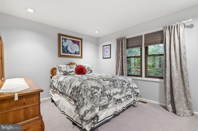 331 BASSWOOD CIR, Feasterville Trevose, PA 19053