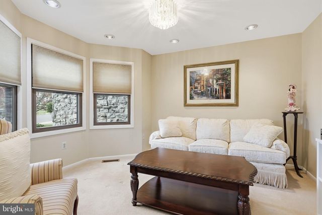 331 BASSWOOD CIR, Feasterville Trevose, PA 19053