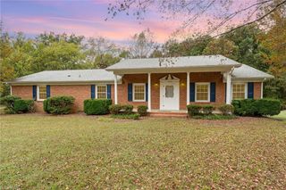 5970 Drake Road, Greensboro, NC 27406