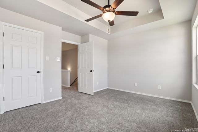 8615 Valentina Way, San Antonio, TX 78245