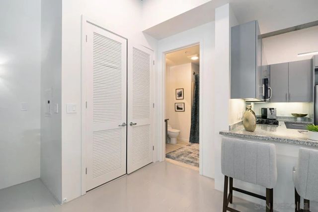 1050 Island Ave 425, San Diego, CA 92101