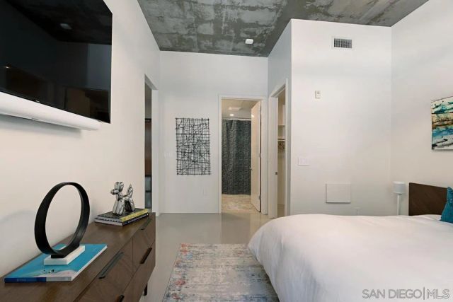 1050 Island Ave 425, San Diego, CA 92101