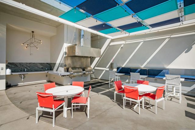 1050 Island Ave 425, San Diego, CA 92101