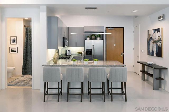 1050 Island Ave 425, San Diego, CA 92101