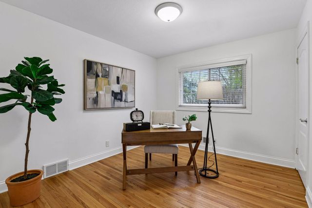 3416 Robinwood Spur, Minnetonka, MN 55305