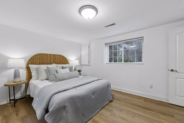 3416 Robinwood Spur, Minnetonka, MN 55305