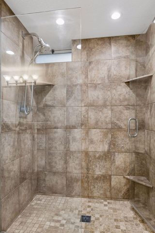 3416 Robinwood Spur, Minnetonka, MN 55305