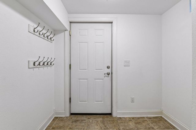 3416 Robinwood Spur, Minnetonka, MN 55305