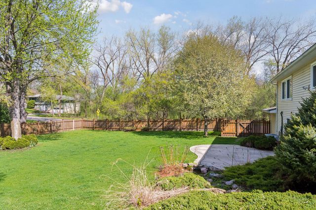 3416 Robinwood Spur, Minnetonka, MN 55305