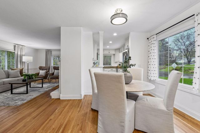 3416 Robinwood Spur, Minnetonka, MN 55305