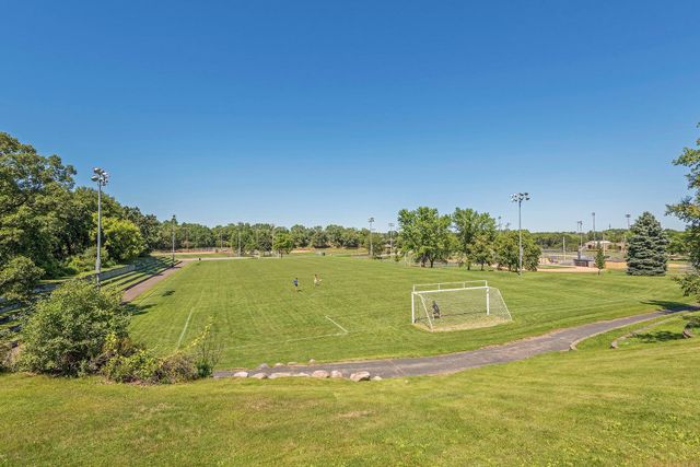3416 Robinwood Spur, Minnetonka, MN 55305