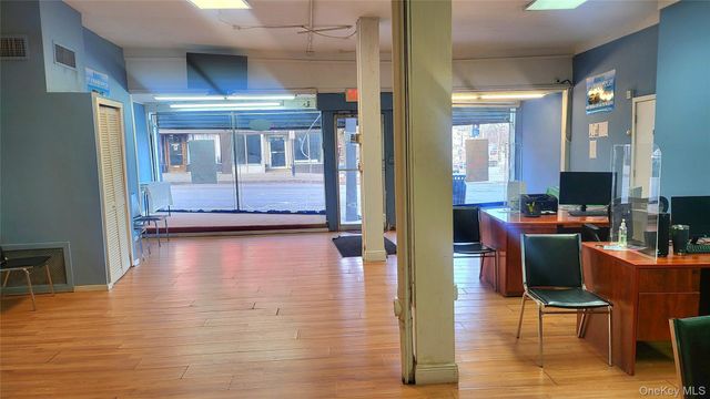 458-460 Main St, Poughkeepsie, NY 12601