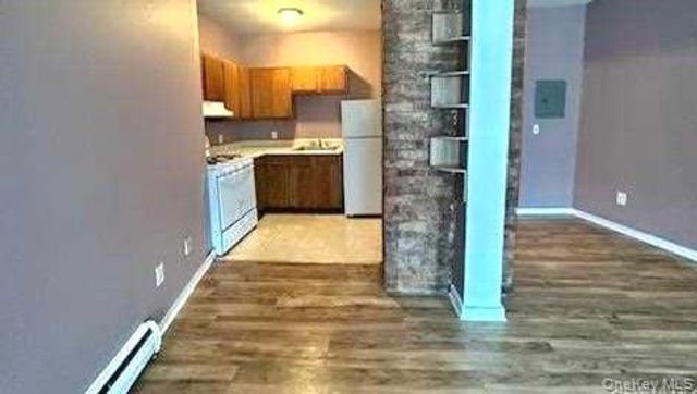 458-460 Main St, Poughkeepsie, NY 12601