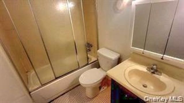 458-460 Main St, Poughkeepsie, NY 12601