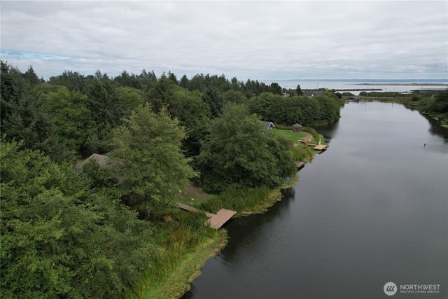 991 Mount Olympus Avenue SE, Ocean Shores, WA 98569