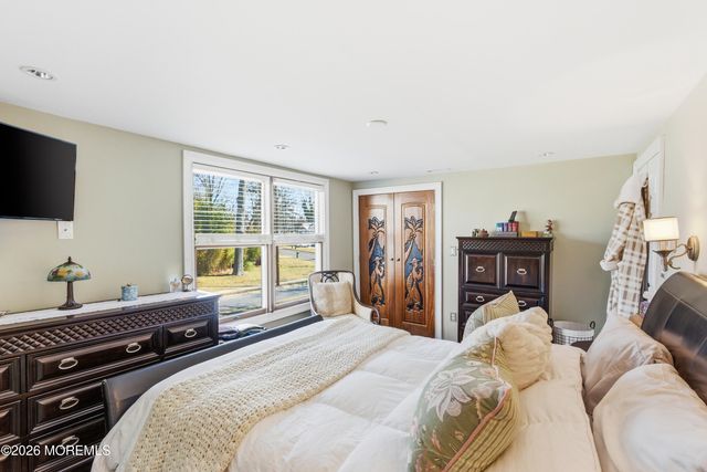 120 Whalepond Road, Oakhurst, NJ 07755