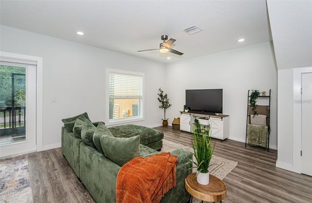 1954 FREEDOM DRIVE, Clearwater, FL 33755