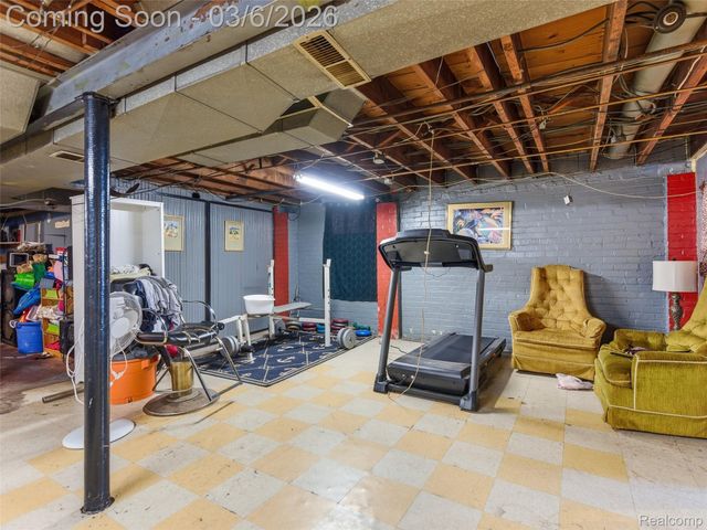 12684 Birwood Street, Detroit, MI 48238