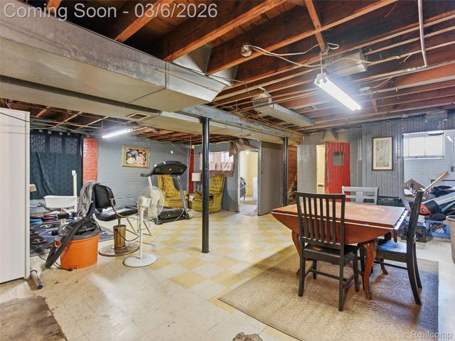 12684 Birwood Street, Detroit, MI 48238