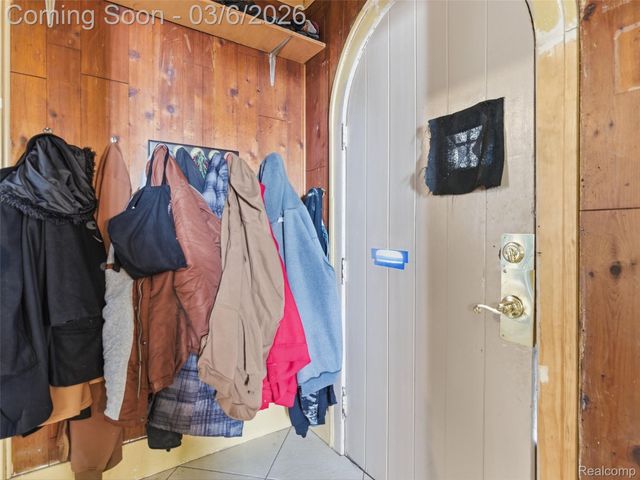 12684 Birwood Street, Detroit, MI 48238