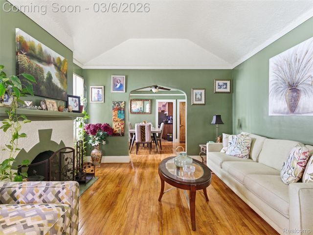 12684 Birwood Street, Detroit, MI 48238