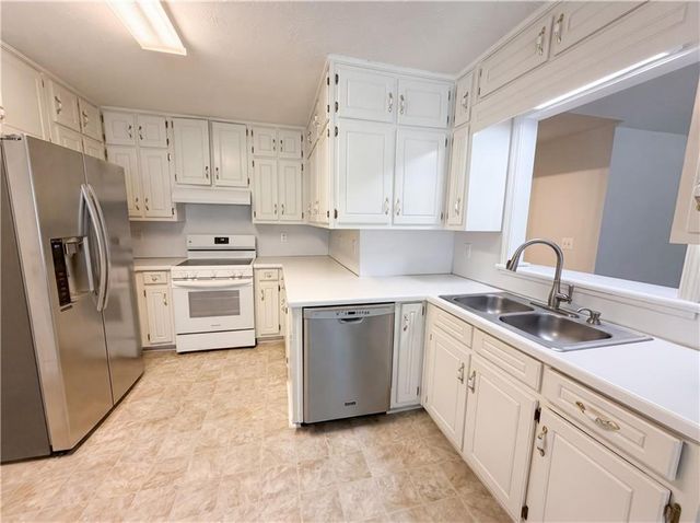 1556 Wynfield Court, Auburn, GA 30011