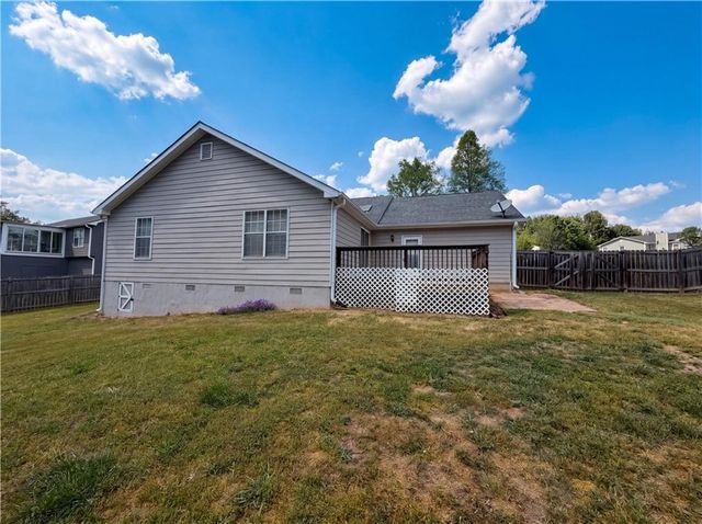 1556 Wynfield Court, Auburn, GA 30011