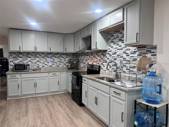 6606 CORBIN LANE, New Port Richey, FL 34653