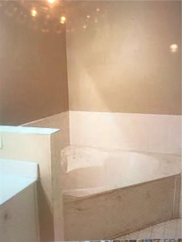 142 Gables Boulevard, Weston, FL 33326