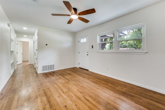 1413 Lackland Street, Arlington, TX 76010