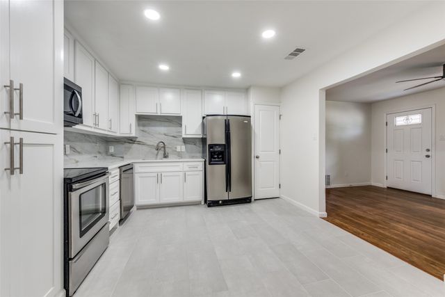 1413 Lackland Street, Arlington, TX 76010