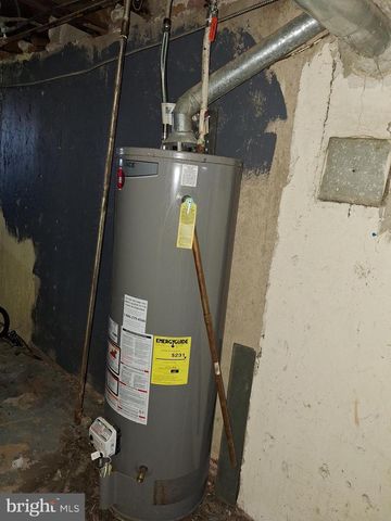 919 SHARON AVE, Sharon Hill, PA 19079