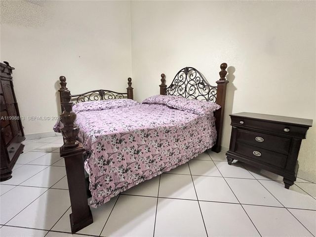 10140 SW 26th Ter, Miami, FL 33165