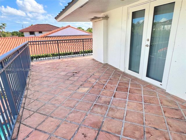 10140 SW 26th Ter, Miami, FL 33165